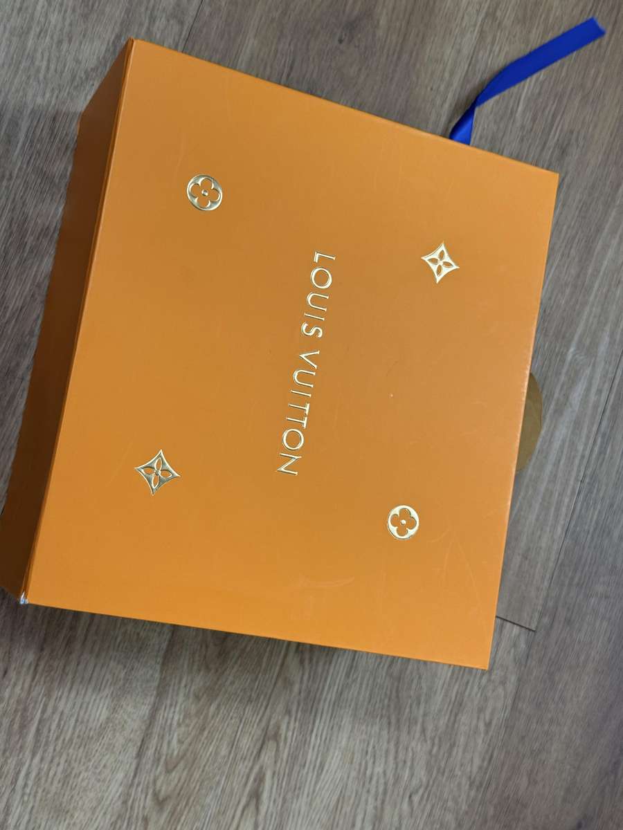노윤서 프라다 패딩 나파 문백 관련 의류 이미지 88